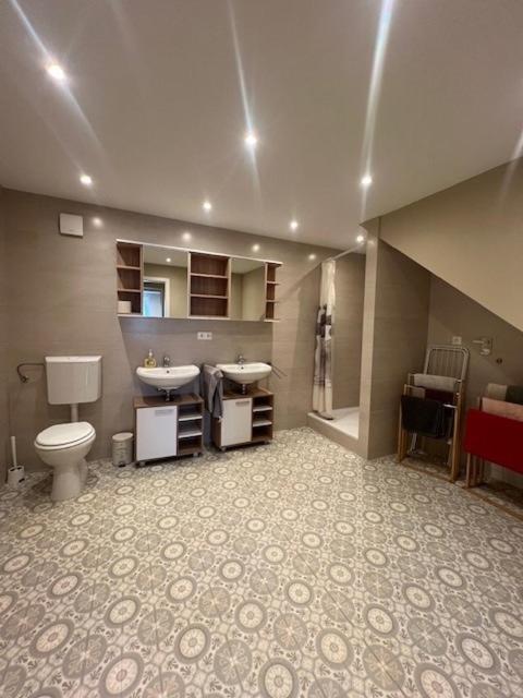 Serena Monteur Apartment Rodenbach  Extérieur photo